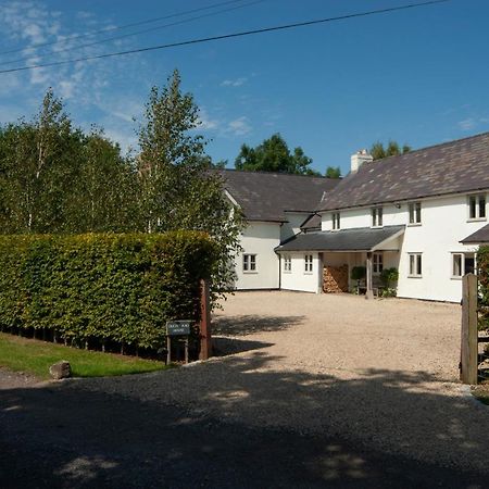 Duchy Rag House Bed & Breakfast Swindon Exterior photo