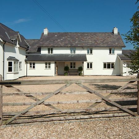 Duchy Rag House Bed & Breakfast Swindon Exterior photo