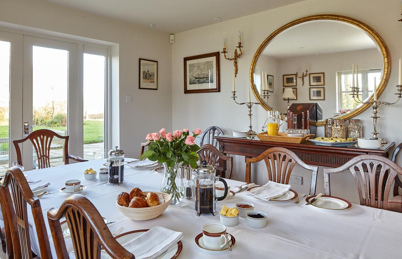 Duchy Rag House Bed & Breakfast Swindon Exterior photo