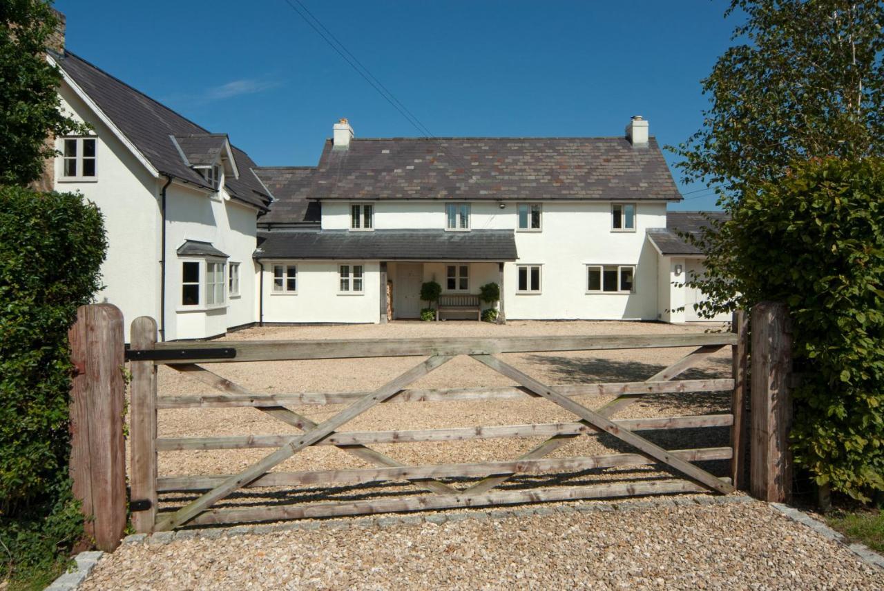 Duchy Rag House Bed & Breakfast Swindon Exterior photo