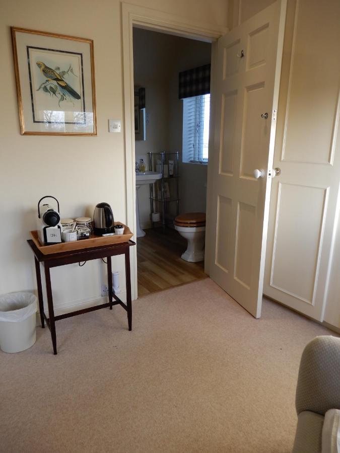 Duchy Rag House Bed & Breakfast Swindon Exterior photo